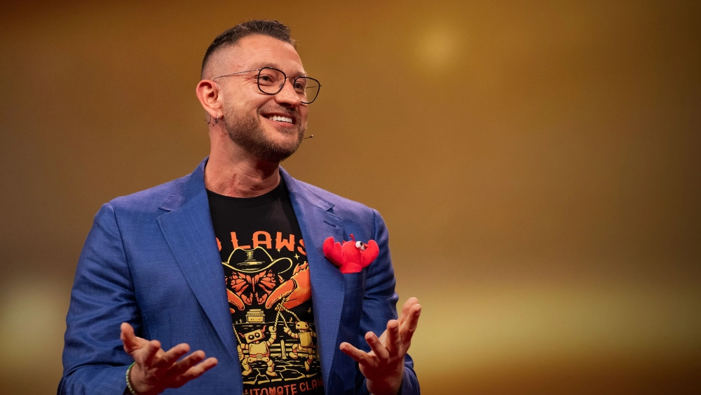 Питер Штайнбергер во время выступления на TED 2026