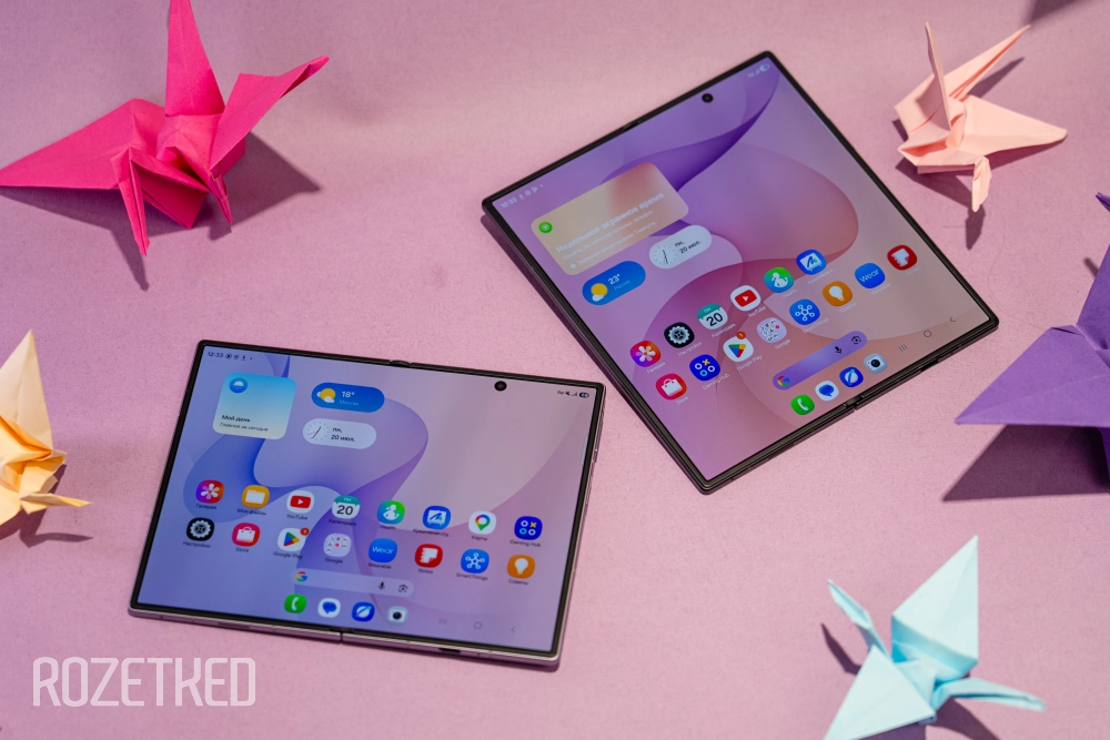 Z Fold 8 в сравнении с Z Fold 8 Ultra