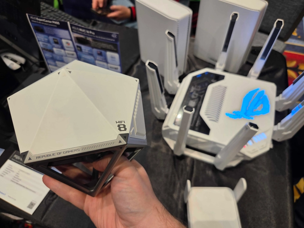 Asus ROG NeoCore Wi-Fi 8