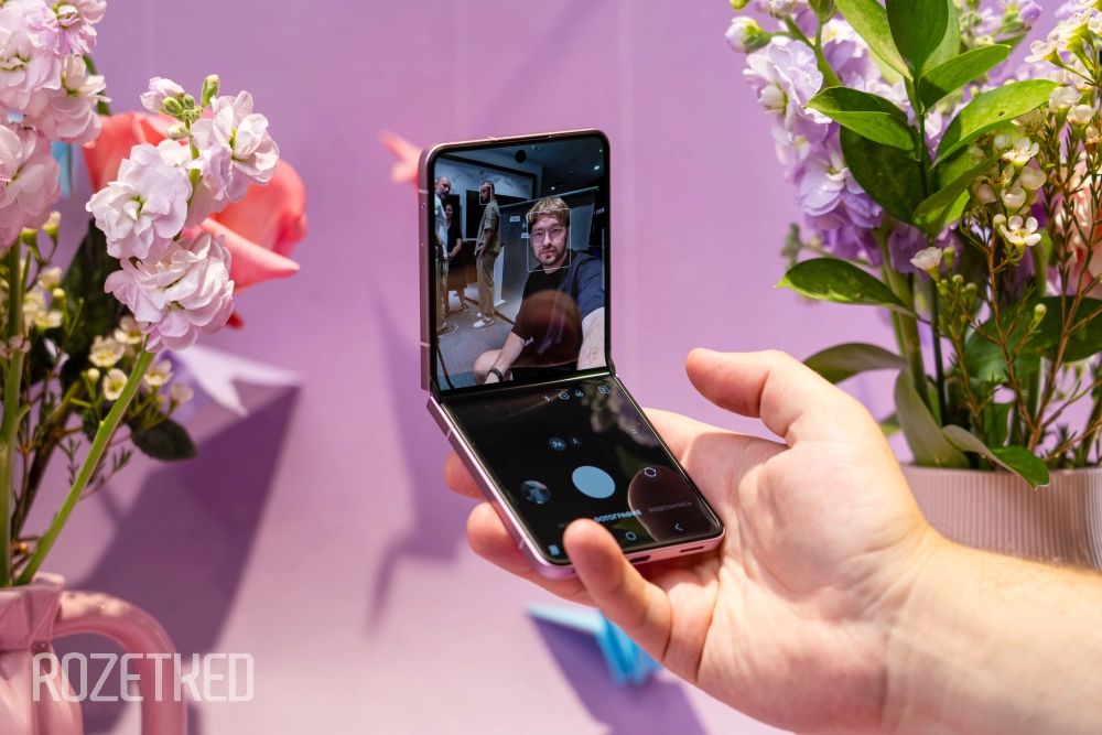 Такого режима Flex в широком Z Fold 8 нет