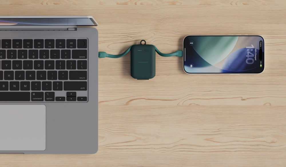 Для зарядки PowerClip оснащается двумя встроенными кабелями USB Type-C, но выходная мощность не уточняется.