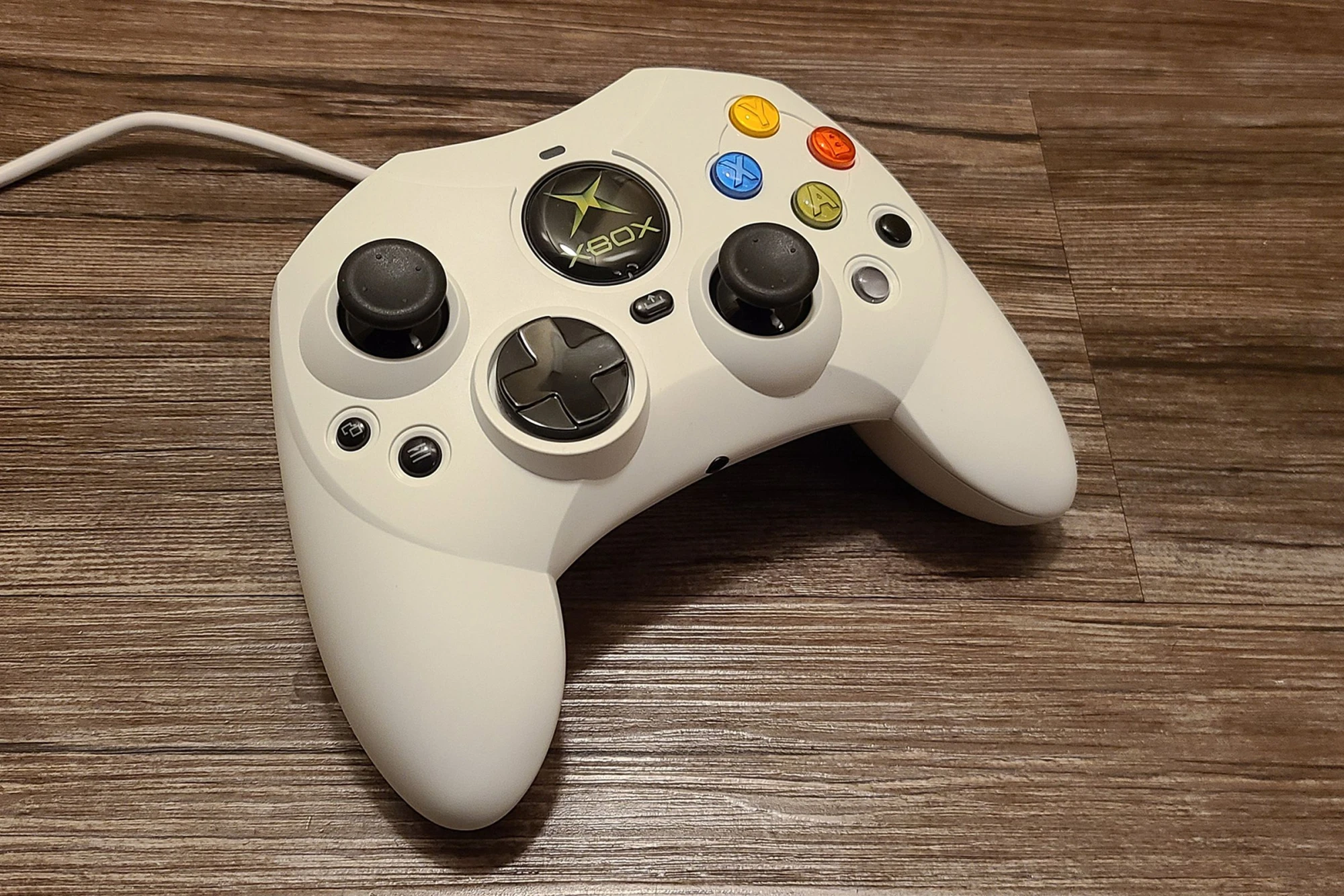 Hyperkin перевыпустит оригинальный геймпад Xbox Controller S - Rozetked.me